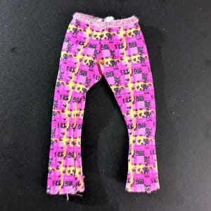SUMINISTROS - Ropa de muñecas de fábrica - Monster G1 High, Venus McFlytrap, pantalones - para personalizar muñecas y otros proyectos.