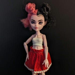 Ready to Ship! Doll Clothes - Monster MH G1 G2 G3 Ever After EAH High, Bratzillaz, MC2, EquestriaGirls, KuuKuuHarajuku, MakeItPop! Red skirt