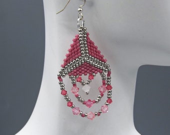 Beautiful Triangle shaped earrings with fringe in coordinating colors - Bead woven earrings - OOAK Jewelry - Statement Earrings