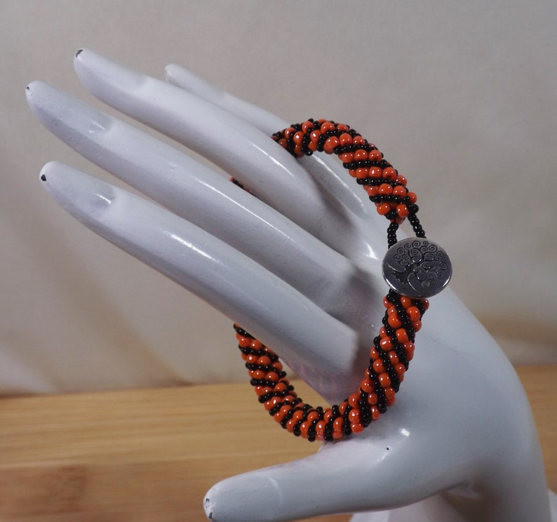 Beadwoven bracelet, stacking bracelet, Russian Spiral bracelet, circular stitch bracelet, Russian beads jewelry image 1