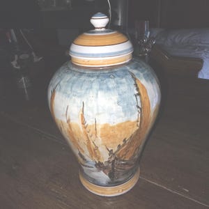 Capodarco C.P.G. Ceramic Vase Signed by Memmo Mezzani. Vintage Italian Hand-Painted Jar with Lid. Artistic Ceramic from the Marche Region.