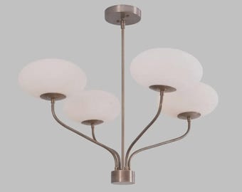 Halverwege de eeuw moderne kroonluchter messing 4-bol hanglamp opaal glazen plafondarmatuur
