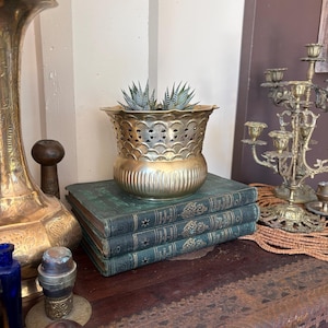 Brass Planter | Pierced Brass Cachepot | Ornate Brass Plant Pot | Scalloped Planter | Hollywood Regency | Wander House Vintage
