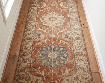 Handgeknüpfter Oushak Teppichläufer, Vintage Türkischer Flurteppich, Rostfloraler Medaillon Wollteppich, Bauernhausdekor