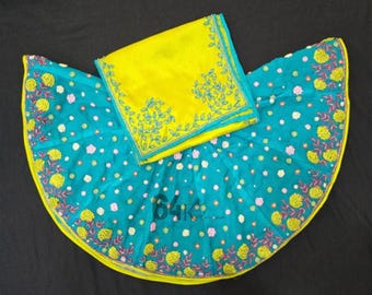 Handgemachtes Mata Rani Kleid, Himmelblau & Gelb bestickter Poshak | navratari spezielle Frau Gottheit Outfit