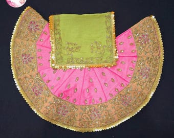 Handmade Mata Rani Poshak: Pink & Gelb Gesticktes Idol Kleid navratari spezielle Frau Gottheit Outfit