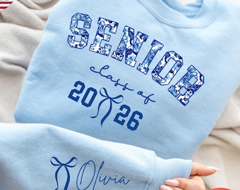 Custom Senior 2026 Sweatshirt, Personalized Class of 2026 Shirt, Coquette Senior 2026 Sweatshirt, Graduation Gift,Senior Mom Sweatshirt Gift