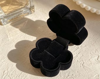 Boîte à bagues fleurie en velours noir, porte-bijoux pour proposition de fiançailles, mini organisateur de rangement