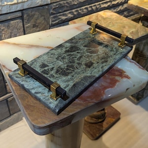Handgemaakt groen marmeren toilettafel: modern interieur
