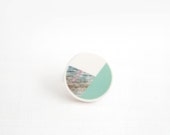 Palomino No.8 · Handmade Geometric Ceramic Brooch by ELICAMENTE · Geometry wears jewelry · Minimalist Minimal Modern Abstract Pin