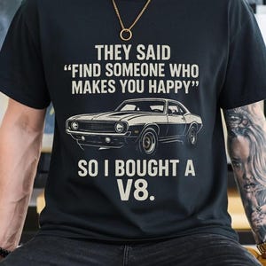 Camiseta divertida "Me compré un V8" - ¡Regalo para amantes de los coches!