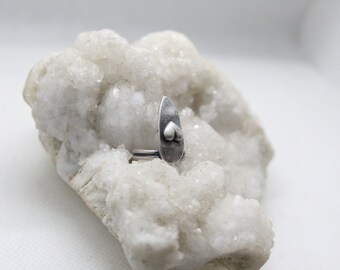 Claw ring with heart
