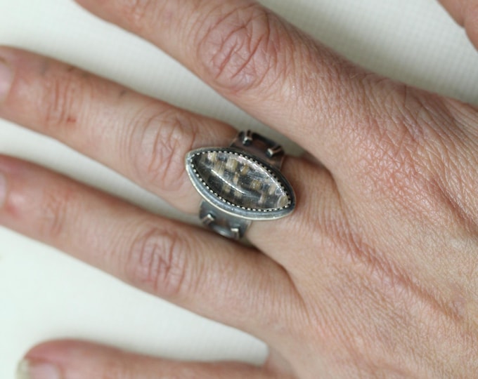 Horsehair ring