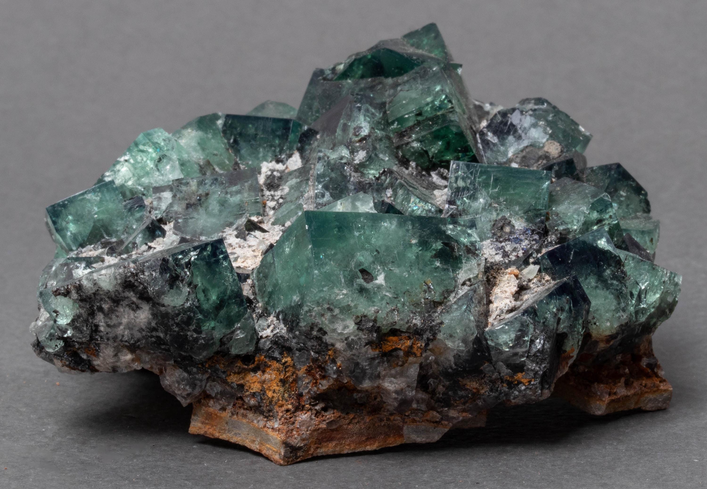 Fluorescent fluorite - Etsy 日本