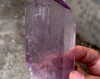 V Shape Terminated Pink Kunzite Crystal 178g Natural Spodumene Gem Crystal from Dara e Pech Kunar Afghanistan