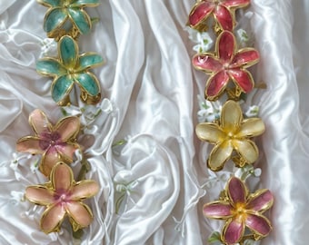 Small metal floral claw clips for girls and women