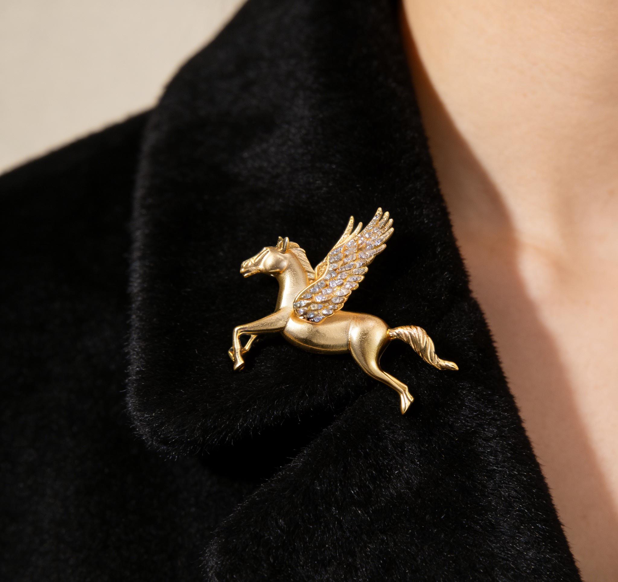 Broche Ancienne Art Déco/Nouveau En Plaqué Or 18k - Motif Danseuse, Bijou Vintage Créateur
