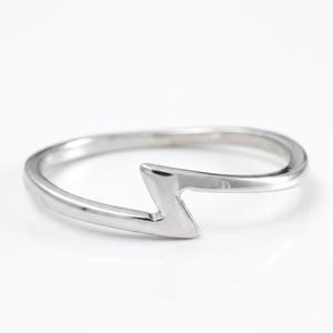 Minimalist Lightning Bolt Ring, Sterling Silver Zig Zag Ring, Adjustable Open Band, Dainty Geometric Ring, Stackable Jewelry, Gift for Her