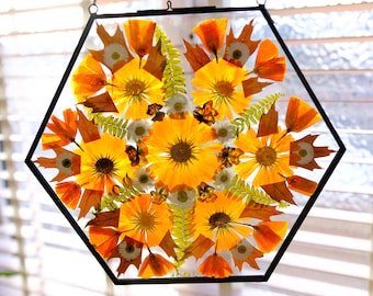 Konstverk av pressade blommor, konserverad bukett, botanisk väggkonst, inramade blommor