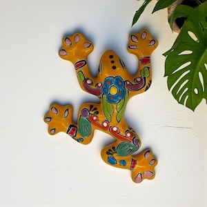 Handgefertigter Talavera Frosch | Mexikanische Volkskunst Wandakzent
