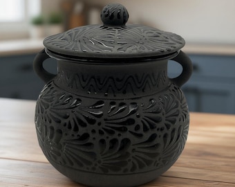 Black Talavera Bean Pot with Lid | Mexican Clay Frijolero