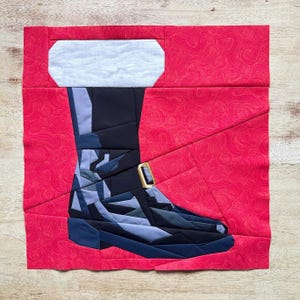 Shiny Santa Boot FPP Pattern--Christmas Quilt--Includes Color Suggestions--Paper Piecing Quilt Block