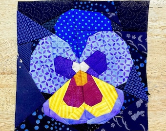 Pansy FPP Pattern--Garden Flower--Paper Piecing Quilt Block