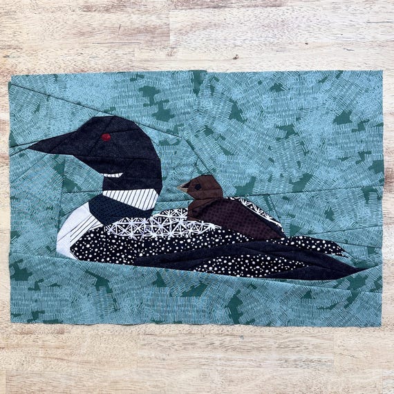 Common Loon with Baby FPP--Woodland and Riverside Animals Series--Paper Piecing Quilt Block Pattern