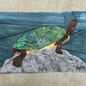 Turtle FPP--Woodland and Riverside Animals Series--Paper Piecing Quilt Block Pattern