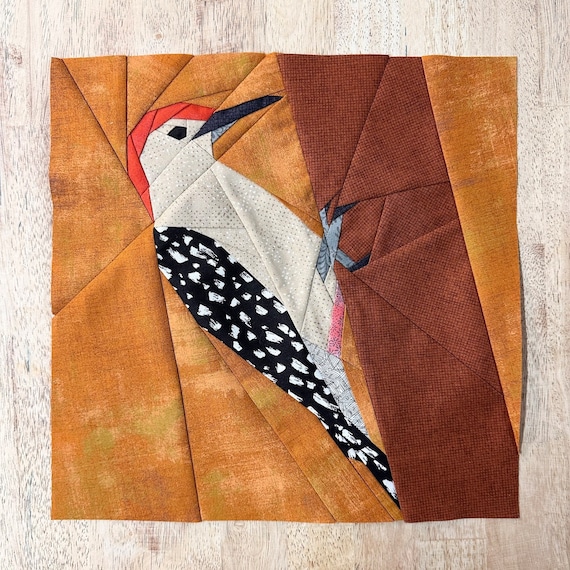 Red-Bellied Woodpecker FPP--Backyard Birds Series--Paper Piecing Quilt Block Pattern