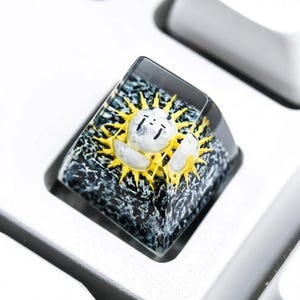 E.s.quie Artisan Keycap, Handcrafted Resin For Gamers, Sun Mask Crying Themed Esc Key, Gift for Him