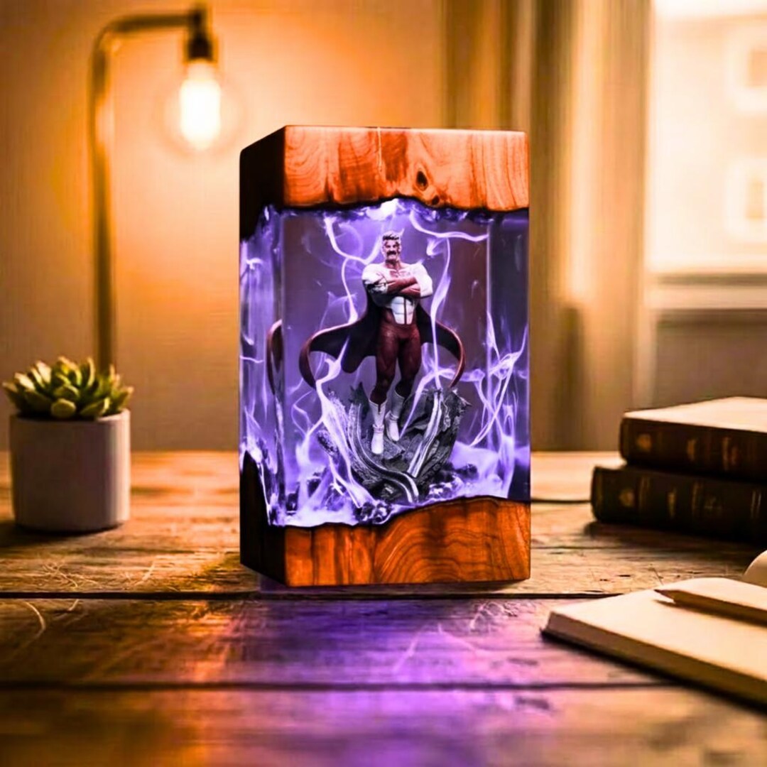 Invincible Lamp Invincible Omni Man Resin Lamp, Gaming Room Decor, Handmade Gift Resin ...