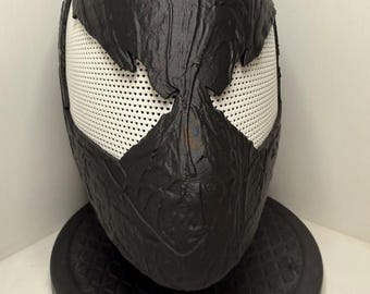 Casco de Spider-Man Symbiote – Accesorio de cosplay impreso en 3D