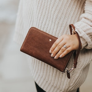 Cartera grande de piel para mujer - Cartera con correa para la muñeca - Cartera con cremallera personalizada - Regalo para el Día de la Madre - Regalo para ella - Aniversario imagen 5