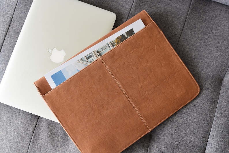 MacBook ProAir 13 15 16 inch sleeve Monogrammed Personalized laptop folio Leather laptop sleeve Envelope laptop case