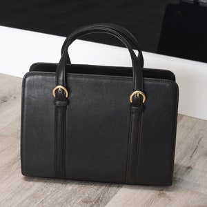 OOPSIE Convertible leather handbag Beauty Imperfections image 7