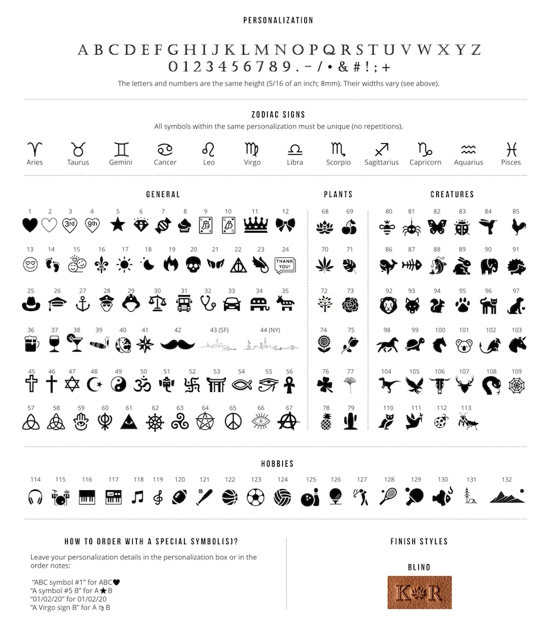 以下が含まれることがあります： A-Zの大文字、0-9の数字、記号、星座、および一般、植物、生き物、趣味のカテゴリーに分類されたアイコンが記載された白黒のパーソナライゼーションチャート。文字の高さは8mmと記載されています。