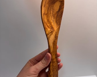 Kooklepel van olijfhout – 32 cm | Handgemaakte houten lepel | Duurzaam keukenaccessoire | Mediterrane kooklepel | Natuurlijk & robuust