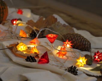 Origami Lichterkette nach Waldorf Art, verschiedene Rot-, Orange- & Gelbtöne