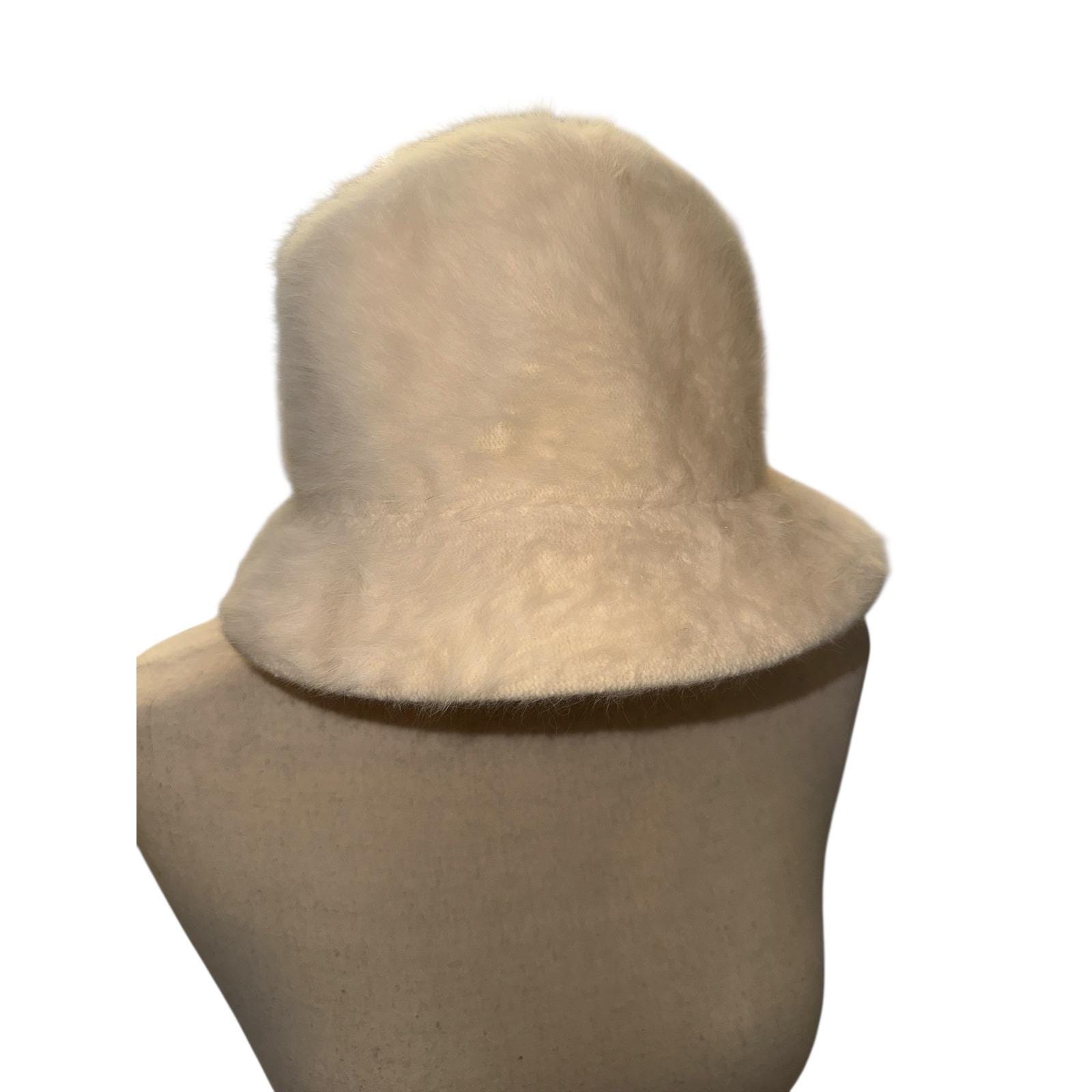 Vintage Kangol Faux Fur Bucket Hat Cream Fluffy Furry Y2K  display picture 1