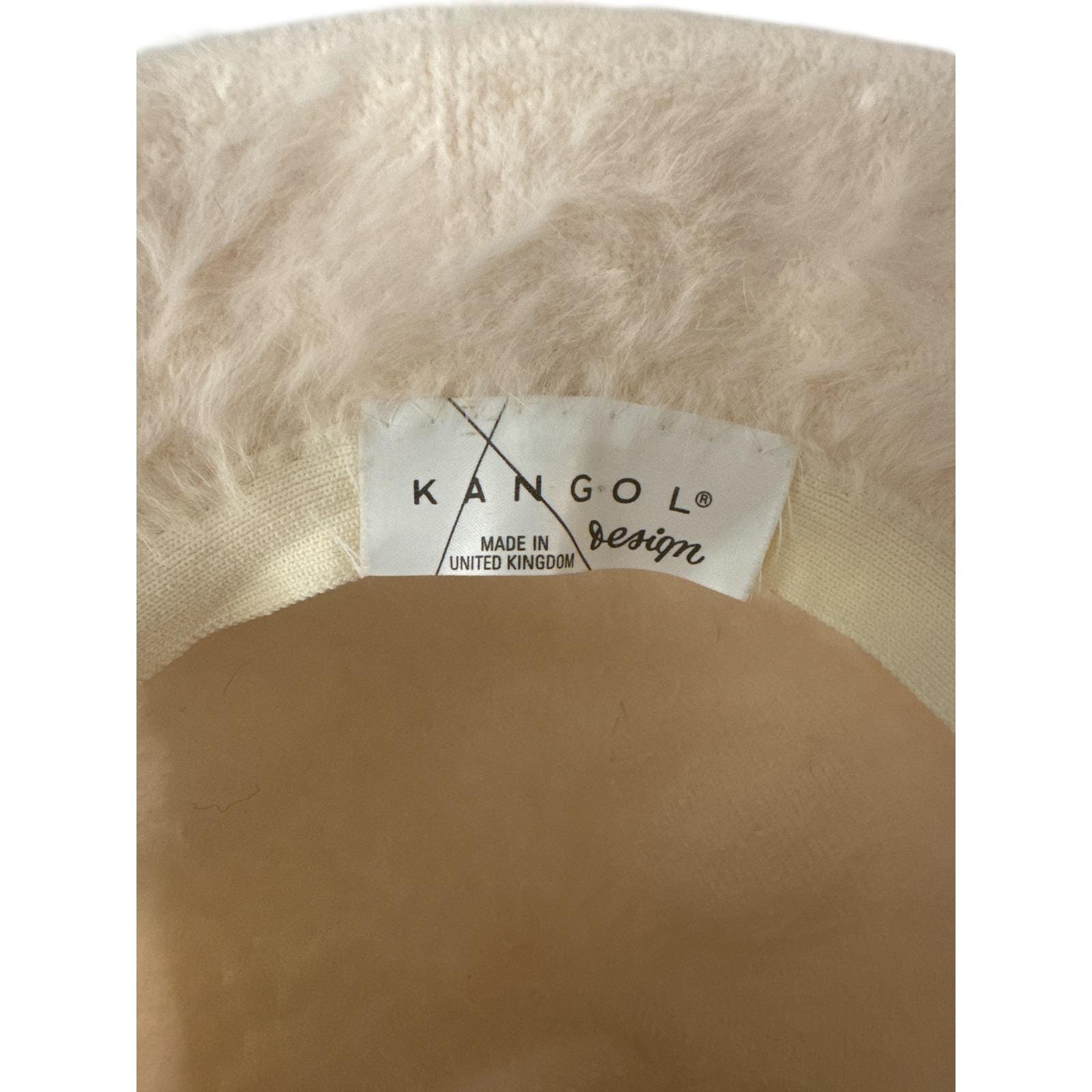 Vintage Kangol Faux‎ Fur Bucket Hat Cream Fluffy Furry Y2K Style XS/S Vintage Y2K Kangol Ivory Faux Fur Newsboy Cap | Mercari main image 4