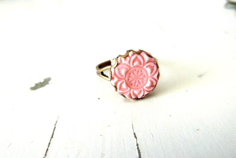Gift for her FREE SHIPPING ! Pink adjustable ring Small statement ring colorful cocktail ring
