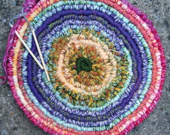 TUTORIAL - Weave a Spiral (Round) Rug or Wall Hanging with Weaving Sticks - Instruction Booklet (PDF)