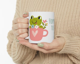 Hoppy Mother's Day to the Queen of our Pond Mother's day gift, frog mug, mom mug