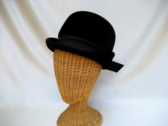 Vintage Mr. John Ladies Hat Black Fur Felt Bowler… - image 2