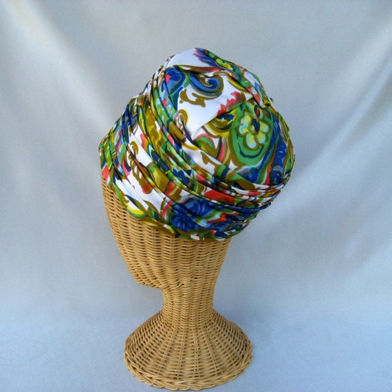 Vintage Ladies Hat Tall Mod Multi Colored Pleated… - image 2