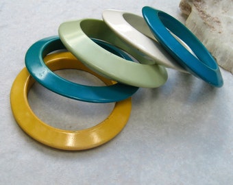 Vintage Saucer Bangle Bracelet Set Multi Color Composite West Germany