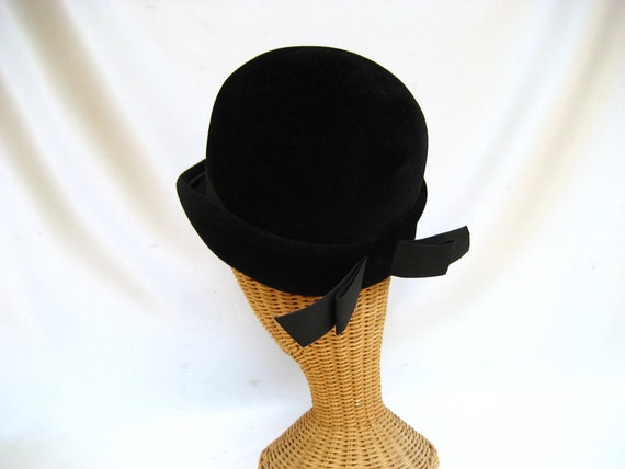 Vintage Mr. John Ladies Hat Black Fur Felt Bowler… - image 6