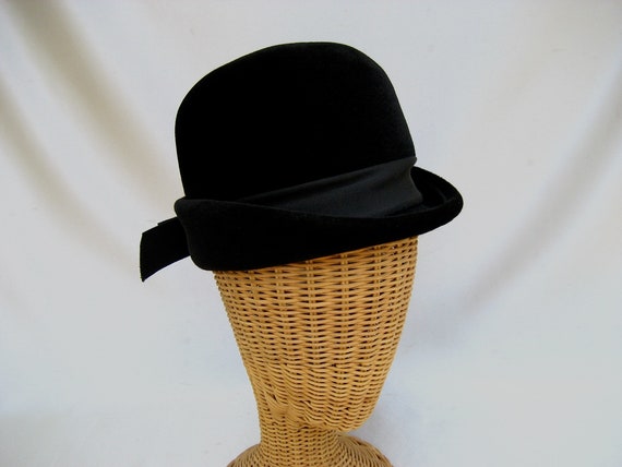 Vintage Mr. John Ladies Hat Black Fur Felt Bowler… - image 7