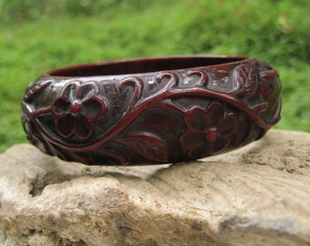 Vintage Molded Lucite Bracelet Wine Red Floral Bangle